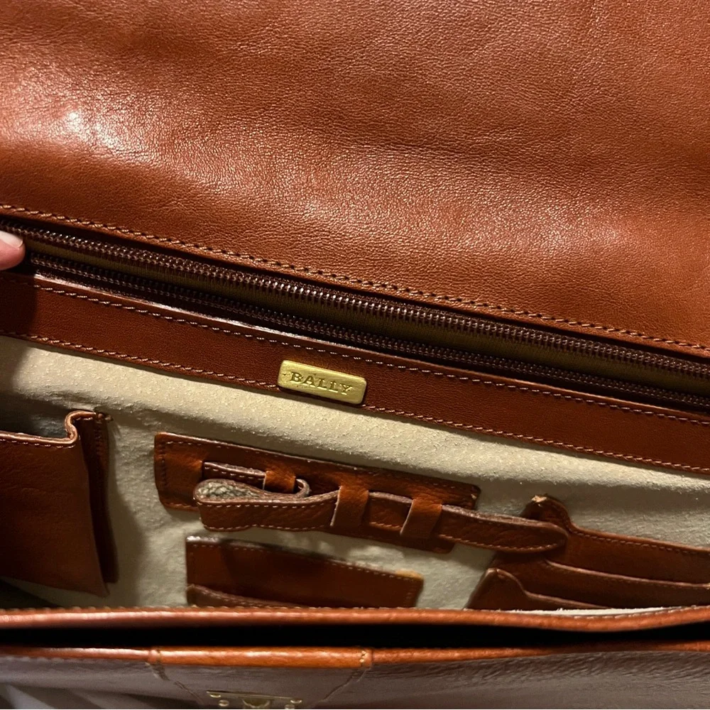 Vintage Bally Swiss Leather Attache Briefcase Brass Combo Lock